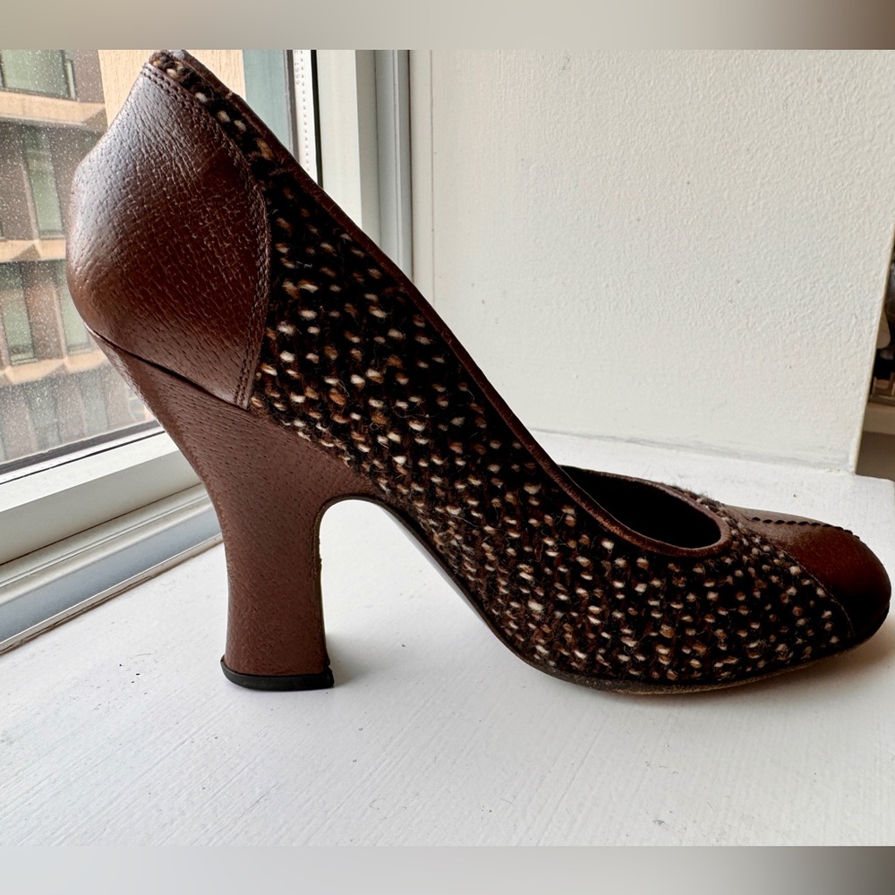 Prada Vintage Brown Tweed Heels Pumps 38